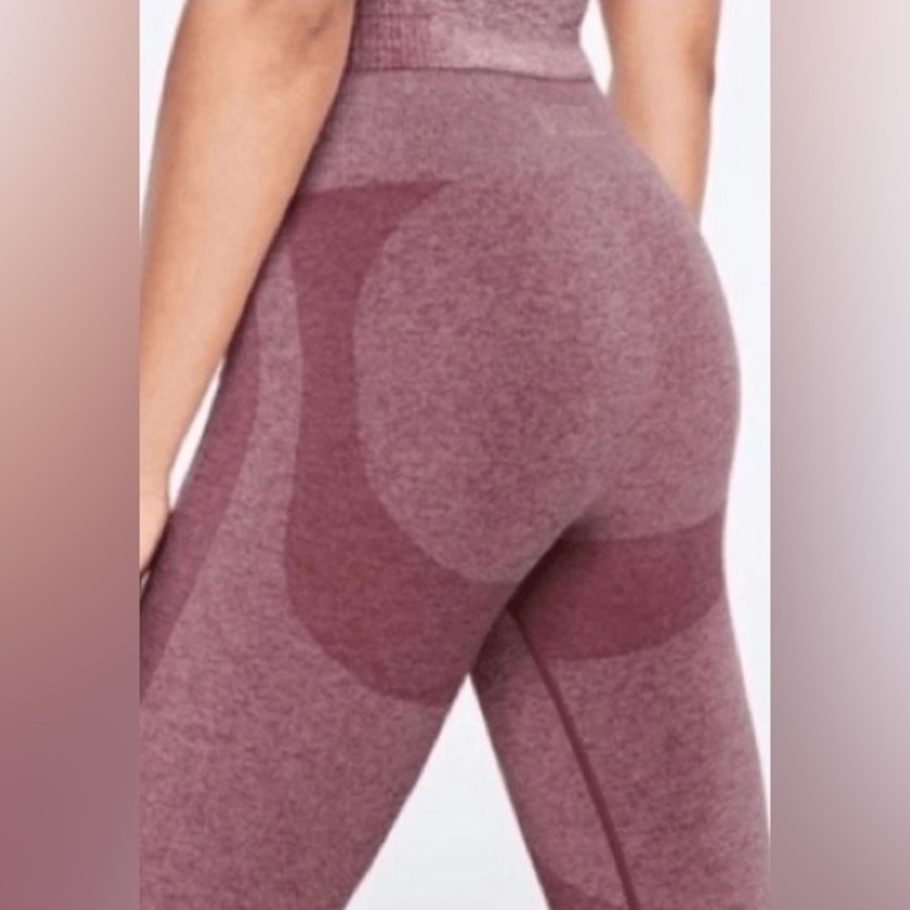 NWOT Victoria's Secret Pink Seamless tight Burgundy Marl - Picture 2 of 7